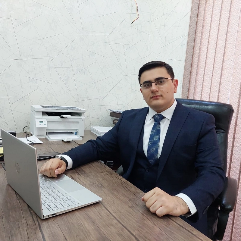 Tanınmış vəkilin fəaliyyəti dayandırılıb