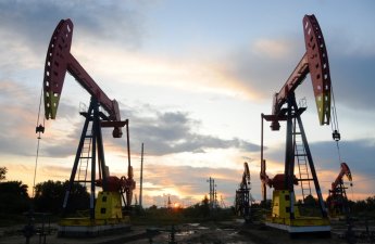 Цена на азербайджанскую нефть упала до $63