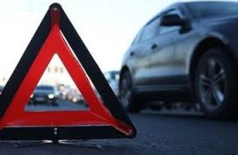В Гёйгёльском районе автомобиль сбил супружескую пару