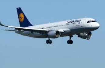 Lufthansa может отменить из-за высоких налогов около 100 рейсов в ФРГ