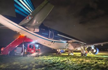 Самолет AZAL вернулся в Петербург: экипаж спас 155 пассажиров при отказе шасси