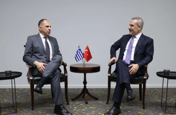 Türkiyə və Yunanıstan XİN başçıları görüşüb