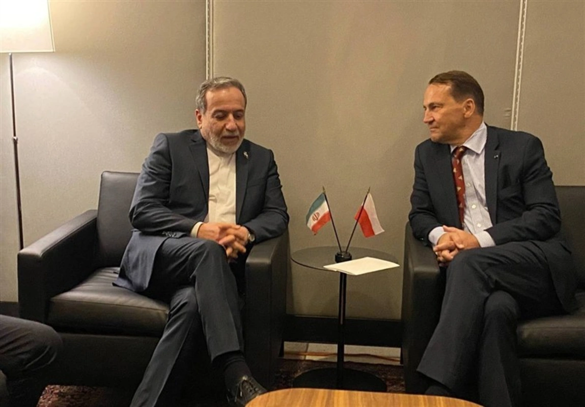 Sosial şəbəkədə Polşa-İran diplomatik dueli - FOTO