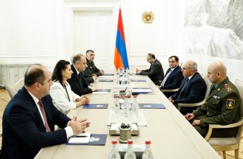 Gürcüstanın müdafiə naziri Paşinyanla regional sülhü müzakirə edib