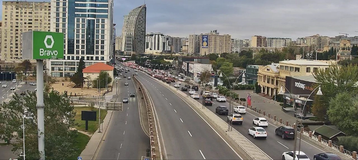 Bakıda bu yollarda sıxlıq var - SİYAHI
