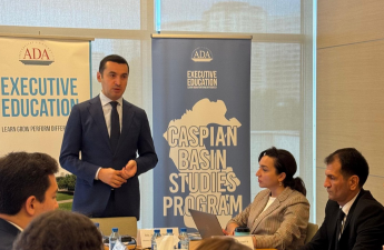 Ayxan Hacızadə TDT-nin üzv və müşahidəçi ölkələrinin xarici diplomatları ilə görüşüb - FOTO
