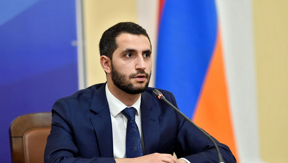 Рубинян: Решение Азербайджана о снятии ограничений на транзит грузов в Армению свидетельствует о диверсификации транспортных маршрутов