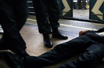На станции метро 