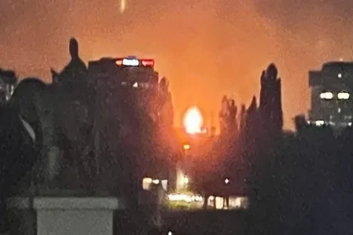 Rusiya neftini emal edən zavodda yanğın baş verib