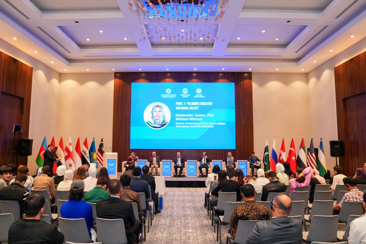 Bakıda müasir din təhsili modelləri ilə bağlı beynəlxalq simpoziumun panel müzakirələri keçirilib