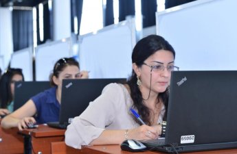 Altı mindən çox müəllimin maaşı 35 faiz artacaq
