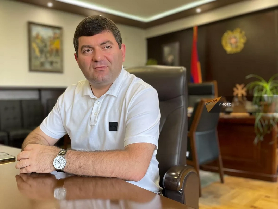 Ermənistanda Masis şəhərinin meri həbs edildi