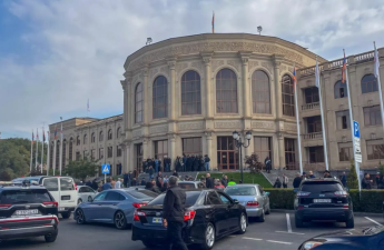 Ermənistanda etiraz aksiyalarından sonra daha bir neçə nəfər saxlanılıb