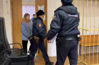 В Петербурге арестовали женщину, бросившую коктейли Молотова в отделение полиции