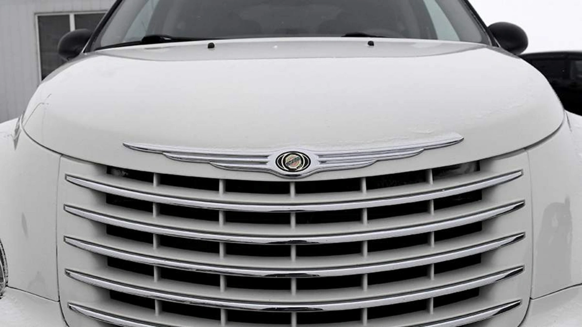 В США отзовут 291 000 автомобилей Chrysler из-за перегрева радиатора