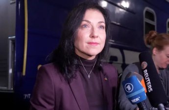 Министр экономики Германии укрылась в бомбоубежище в Киеве