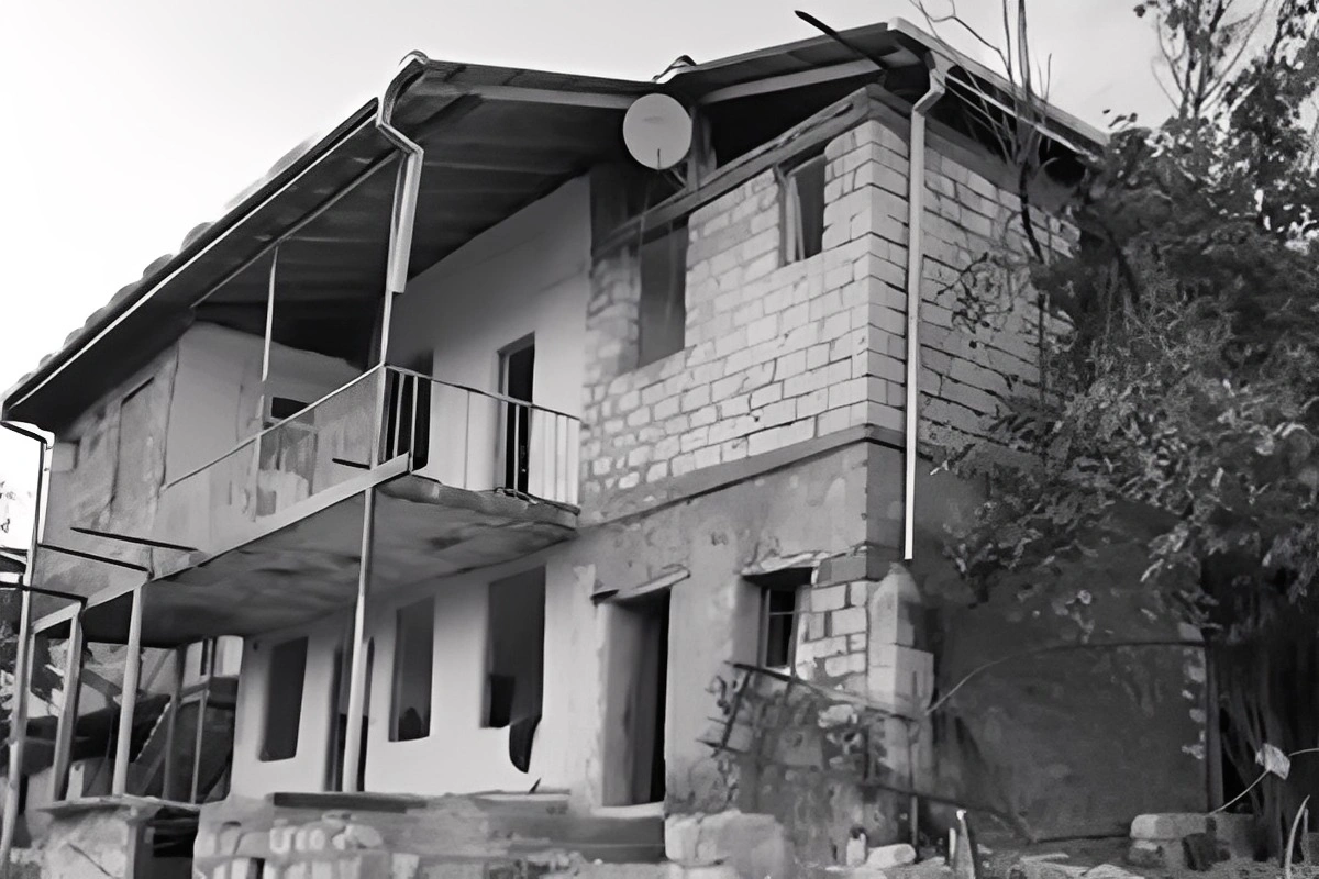 Xocalıda çəkilən YENİ KADRLAR: Ermənilər Xan yadigarını bərbad hala salıblar