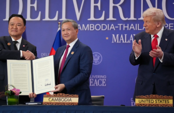 Tramp Kamboca və Tailandla ticarət və mineral sazişləri imzalayıb