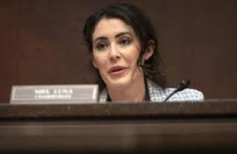 Законодатель США предупредила о возможном затягивании шатдауна до конца ноября