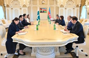 Sahibə Qafarova Pakistan Senatının sədri ilə görüşdü