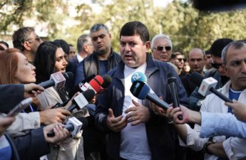 Кандидата в премьеры Армении Амбарцумяна арестовали после поездки в РФ