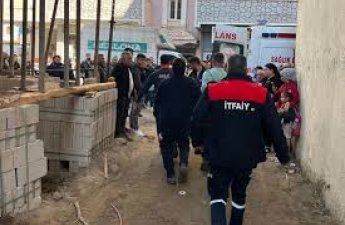 В Турции двое азербайджанских рабочих упали в шахту лифта, есть погибший