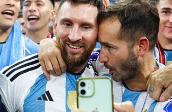 Месси поделился воспоминаниями об Аргентине и Барселоне