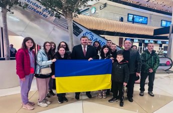 Ukraynadan daha 12 uşaq reabilitasiya üçün Azərbaycana gətirilib