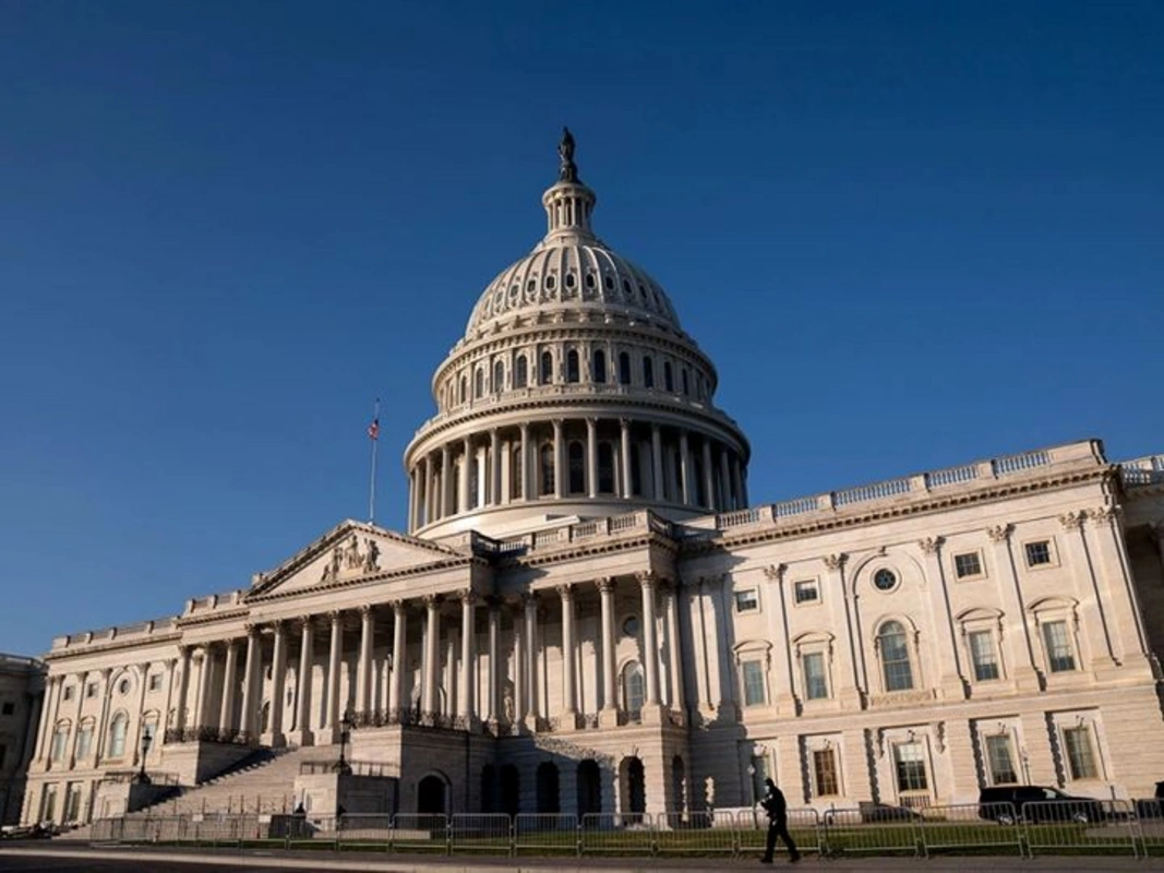 ABŞ Senatı Kanadaya qarşı rüsumların artırılmasının ləğvinə yönəlmiş qətnamə qəbul etdi