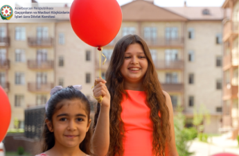 Uşaqların Qayıdış sevinci... - VİDEO