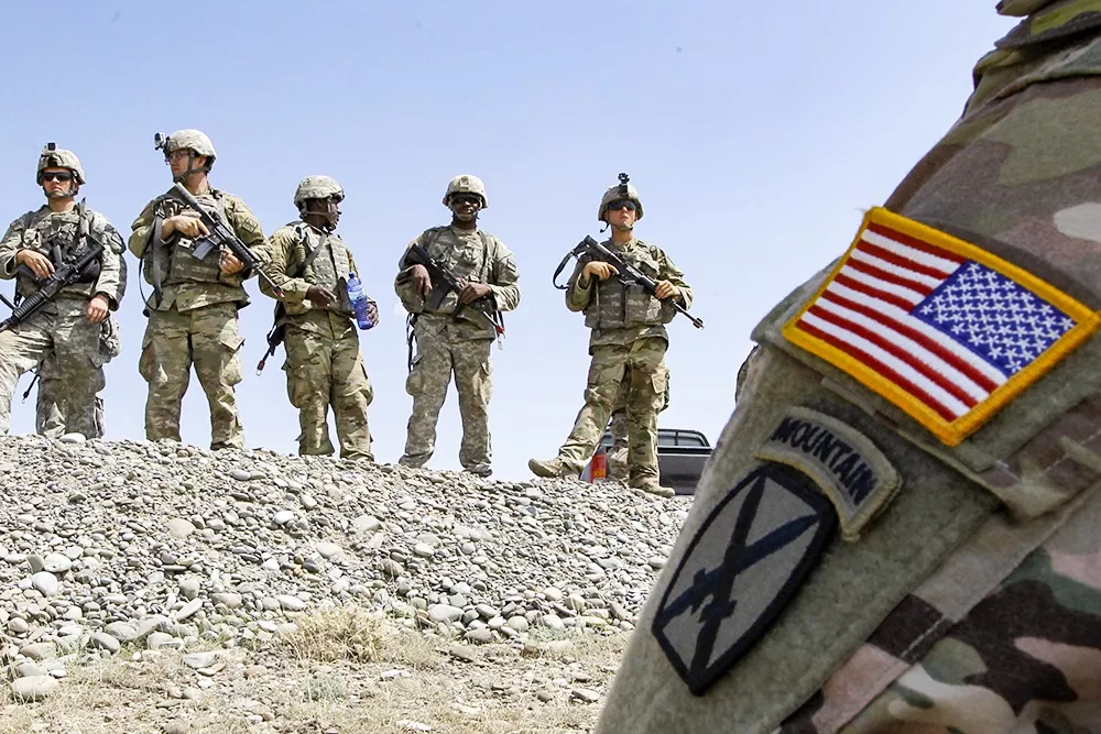 Экс-советник Трампа призвал военных готовиться к войне