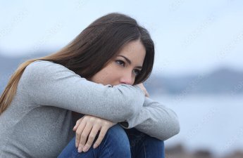 Bakıda iranlı və azərbaycanlı qadın Türkiyə vətəndaşı olan sevgili üstündə dava etdilər – TƏFƏRRÜAT