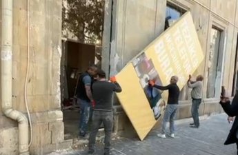 Memarlıq abidəsində aparılan qanunsuz işlər reklam banerləri arxasında gizlədilibmiş - RƏSMİ