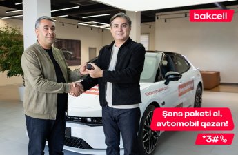 Meqa uduş! 4-cü qalib lüks avtomobil açarını təhvil aldı!