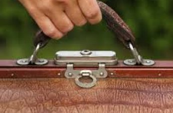 Раскрыта тайна кожаного чемоданчика Трампа