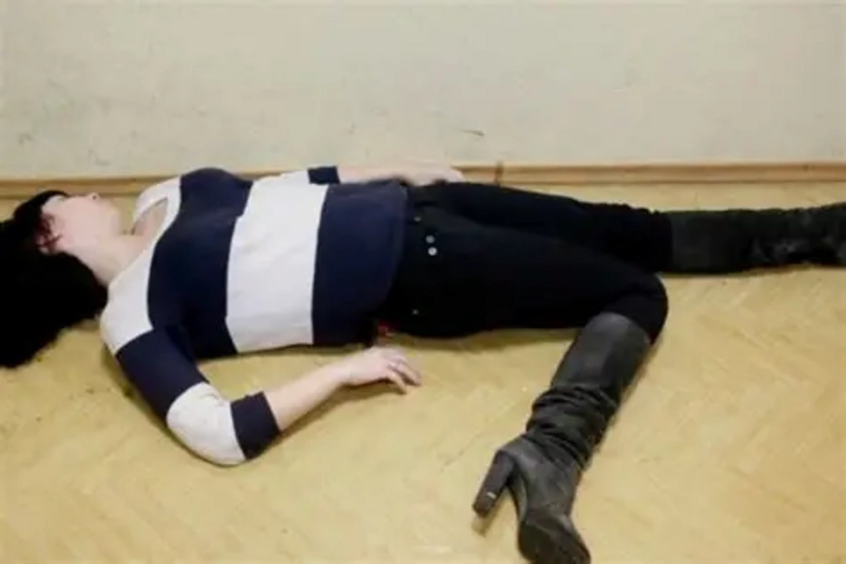 Radikal dindar arvadını beysbol dəyənəyi ilə döyərək öldürdü - Bakıdakı dəhşətli qətlin təfərrüatı