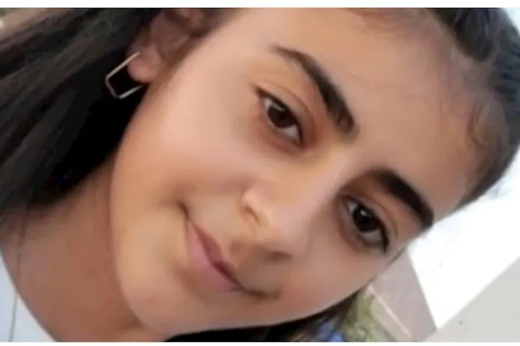 14 yaşlı qızın əməliyyatda ölməsi ilə bağlı iki həkimə hökm oxundu