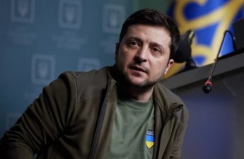 Zelenski ordunun komandir həyətinə çağırış edib