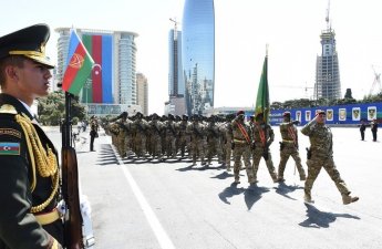 Zəfər paradının aparıcısı Abdulla Qurbani olacaq?