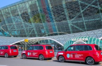 Госагентство изучает ситуацию с такси в бакинском аэропорту