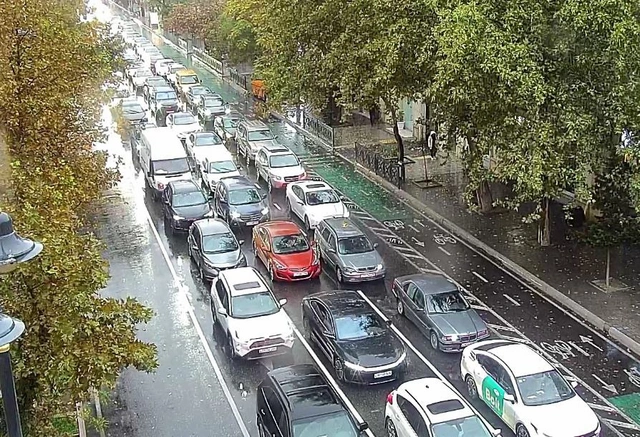 Paytaxtın bu küçələrində sıxlıq var - SİYAHI