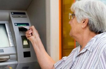 Müəllim və həkimlərin pensiya yaşı artırılır? - Deputatlar açıqladı