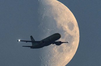 Qara dəniz üzərində ABŞ kəşfiyyat təyyarəsi görünüb