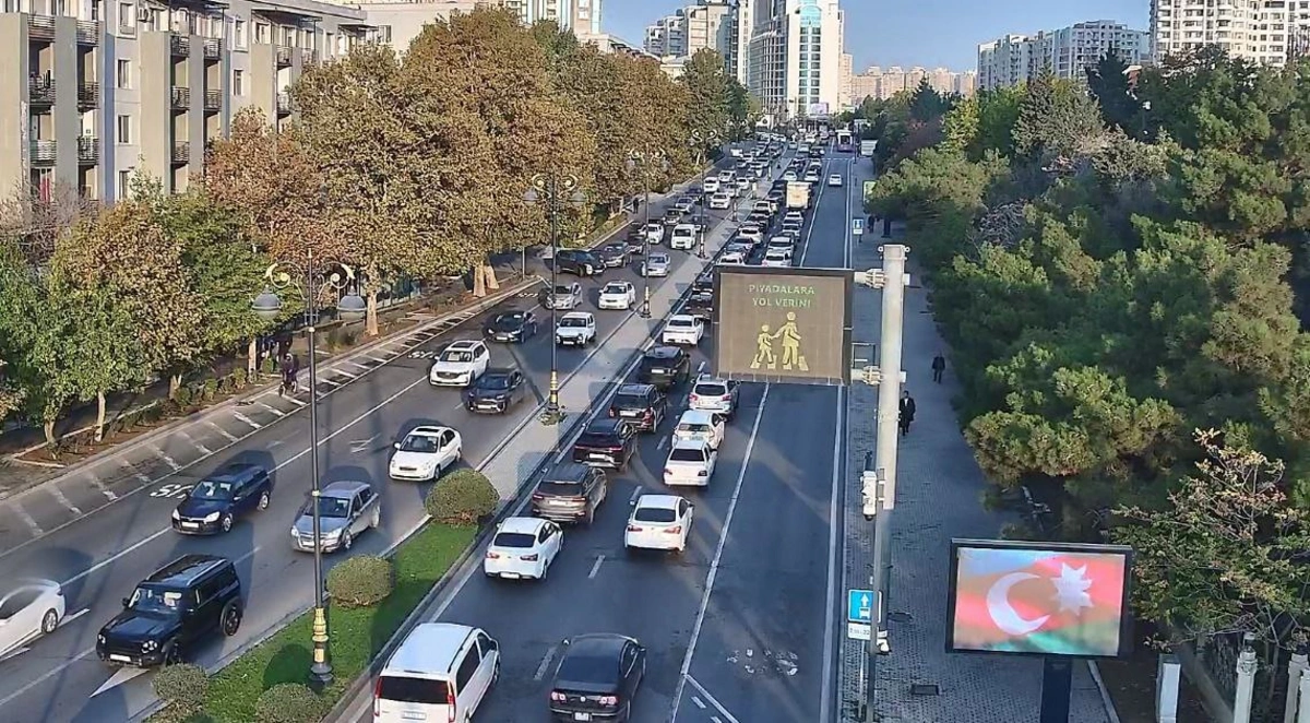 Paytaxtın bu küçələrində sıxlıq var - SİYAHI