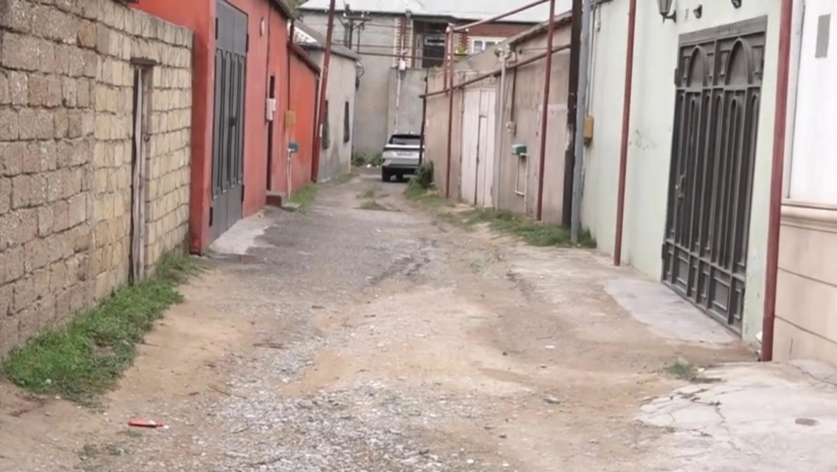 Xətai sakinlərinin yol problemi niyə həll olunmur? - VİDEO