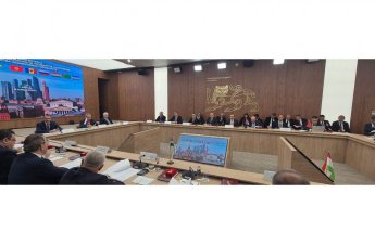 Ramil Usubov Moskvada Sergey Şoyqu ilə görüşüb