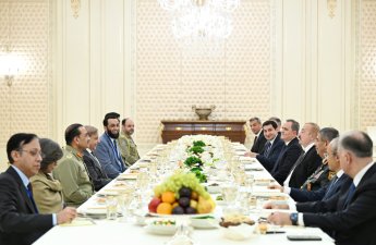 Prezident İlham Əliyev və Pakistanın Baş naziri birgə nahar ediblər - FOTO