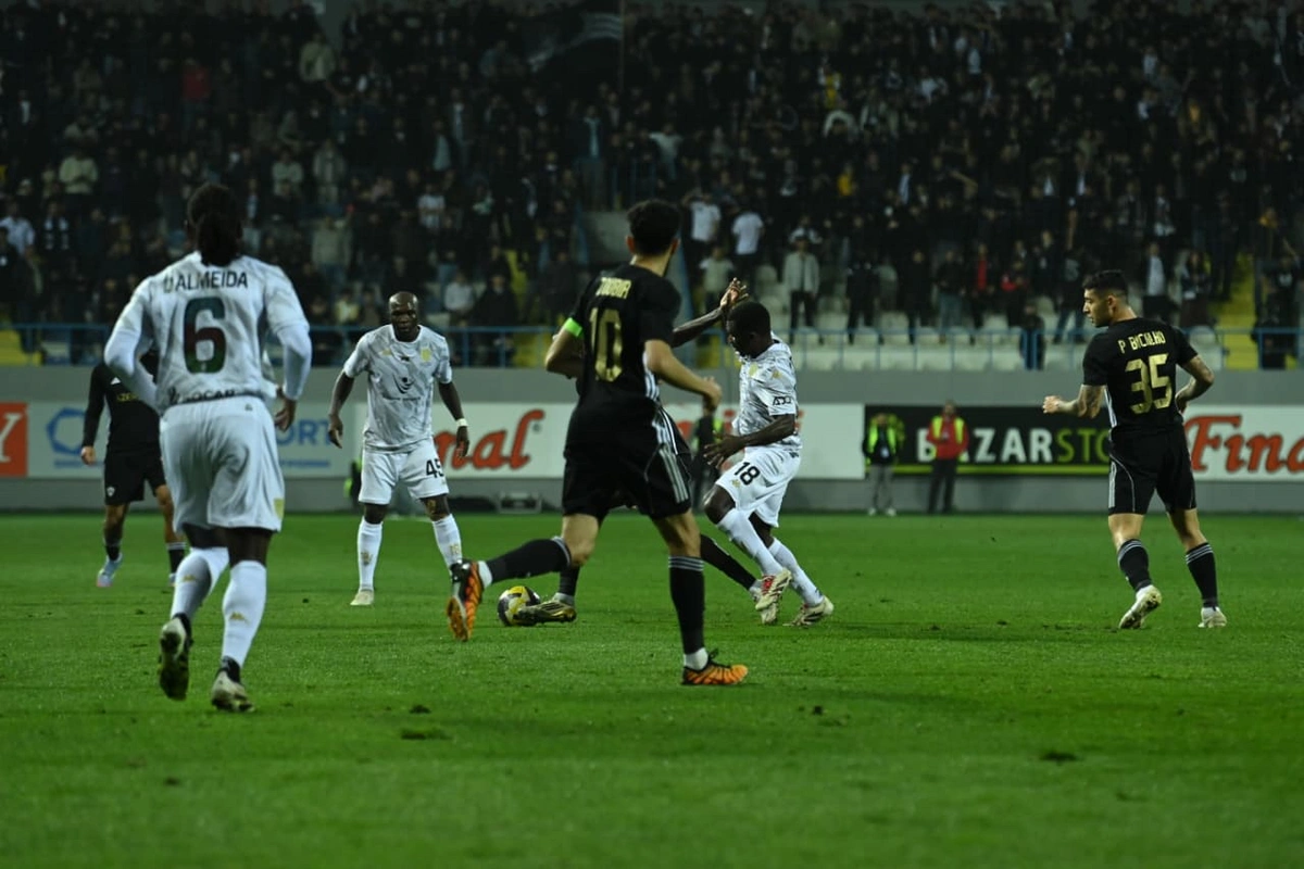 Misli Premyer Liqası: 