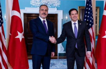 Ağ Evdə Fidanla Rubionun görüşü başlayıb