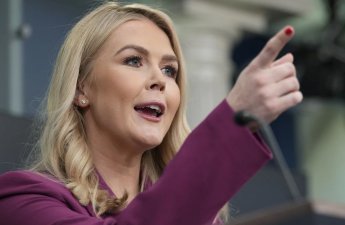 Белый дом обвинил демократов в грязной кампании против Трампа